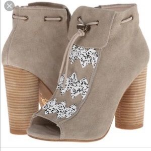 House of Harlow Max Suede Tan Beaded Booties
